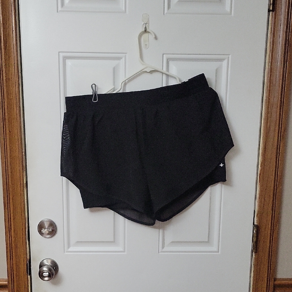HALARA Women's Black Athletic Shorts